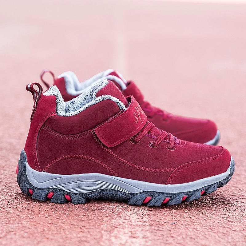 Japanese Mom Lifestyle - short winter sports shoes for women